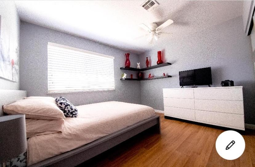 Comfortable Las Vegas Home Away From Home 핸더슨 외부 사진